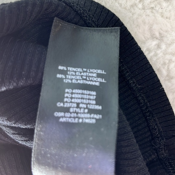 Aritzia Sunday best firecracker tank - Picture 8 of 9